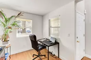 846 27th St, Sacramento, CA 95816 - Photo 8