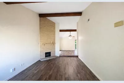 9128 Nasreen Dr, Sacramento, CA 95826 - Photo 2