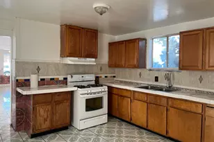 4740 14th Ave, Sacramento, CA 95820 - Photo 12