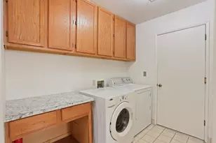 190 Patricia Pl, Lathrop, CA 95330 - Photo 38