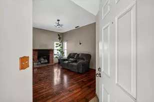 9131 Colonsay Way, Sacramento, CA 95829 - Photo 6