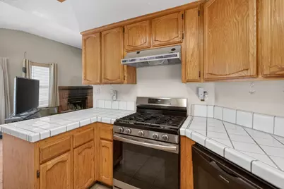 9131 Colonsay Way, Sacramento, CA 95829 - Photo 14