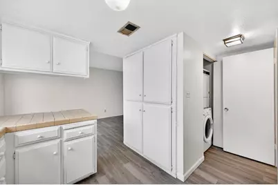 5935 Casa Alegre, Carmichael, CA 95608 - Photo 30