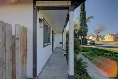 8822 Globe Avenue, Dos Palos, CA 93620 - Photo 32