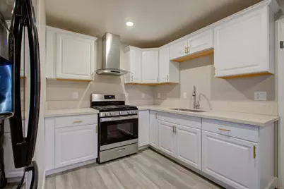 8822 Globe Avenue, Dos Palos, CA 93620 - Photo 6