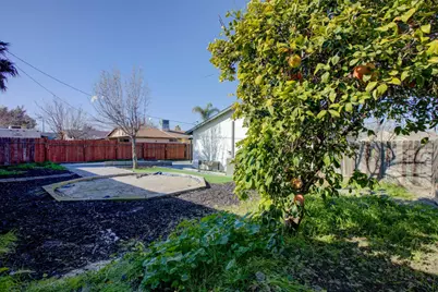 8822 Globe Avenue, Dos Palos, CA 93620 - Photo 30