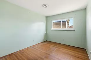 6613 Demaret Dr, Sacramento, CA 95822 - Photo 18