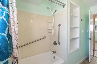 6613 Demaret Drive, Sacramento, CA 95822 - Photo 20