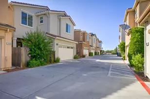 7835 Zaragoza walk, Sacramento, CA 95823 - Photo 4