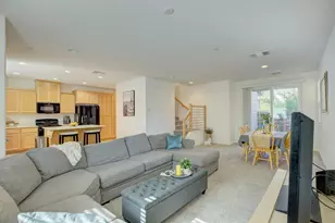 7835 Zaragoza walk, Sacramento, CA 95823 - Photo 8