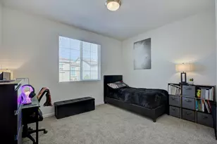 7835 Zaragoza walk, Sacramento, CA 95823 - Photo 20