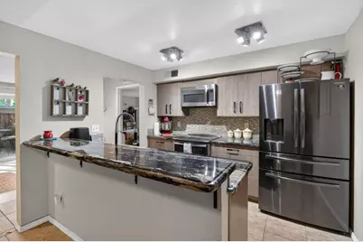 350 Del Verde #7, Sacramento, CA 95833 - Photo 12