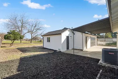 1928 S Olive Avenue, Stockton, CA 95215 - Photo 32