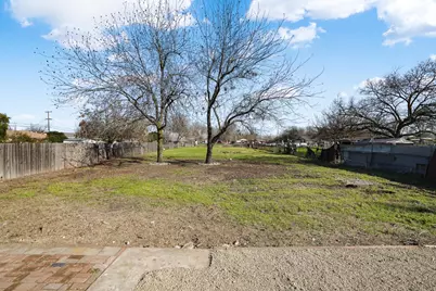 1928 S Olive Avenue, Stockton, CA 95215 - Photo 42