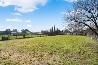 1928 S Olive Avenue, Stockton, CA 95215 - Photo 46