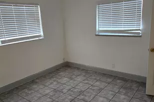 810 Lampasas, Sacramento, CA 95815 - Photo 18