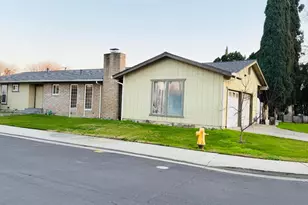 2504 Brandeis Way, Modesto, CA 95358 - Photo 2