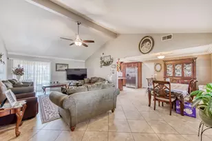 25540 Lynn Pl, Madera, CA 93638 - Photo 10