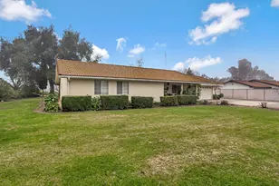 25540 Lynn Pl, Madera, CA 93638 - Photo 4