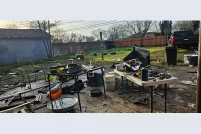 832 W 9th Street, Merced, CA 95341 - Photo 22