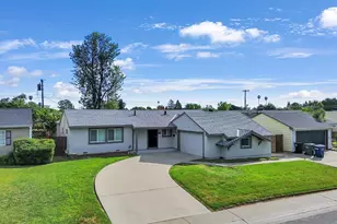 7467 Center Pkwy, Sacramento, CA 95823 - Photo 4