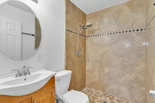 7467 Center Pkwy, Sacramento, CA 95823 - Photo 10