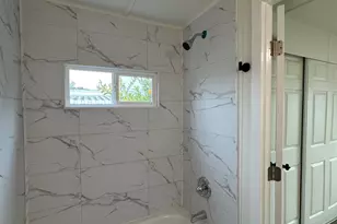 N Lincoln Way, Galt, CA 95632 - Photo 18