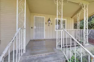 988 Carolina Ave, Yuba City, CA 95991 - Photo 6
