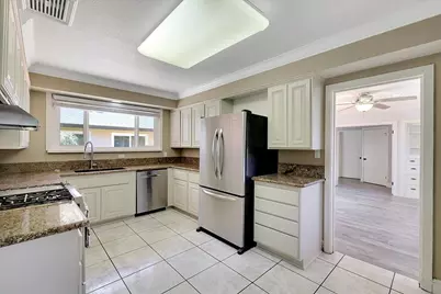 988 Carolina Avenue, Yuba City, CA 95991 - Photo 16