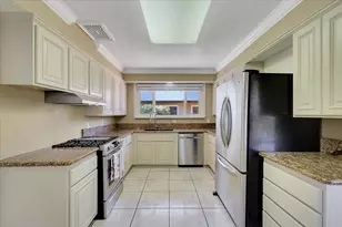 988 Carolina Ave, Yuba City, CA 95991 - Photo 18