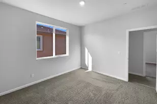 8416 Tapies Way, Elk Grove, CA 95624 - Photo 16