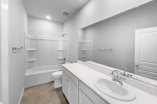 8416 Tapies Way, Elk Grove, CA 95624 - Photo 14