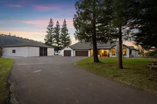 223 Spring Ln, Newcastle, CA 95658 - Photo 2