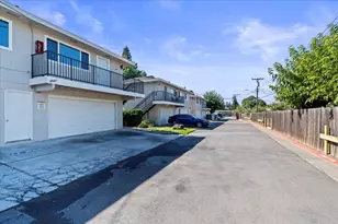 4521 Greenholme Dr, Sacramento, CA 95842 - Photo 20