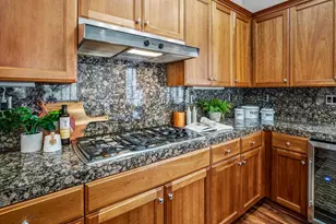 1084 Bevinger Dr, El Dorado Hills, CA 95762 - Photo 16