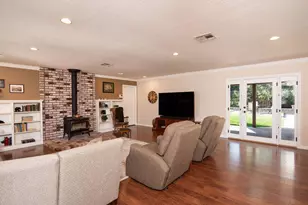 6613 Cypresswood Cir, Riverbank, CA 95367 - Photo 12