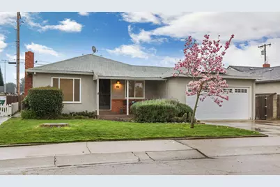 32 S Corinth Avenue, Lodi, CA 95242 - Photo 4