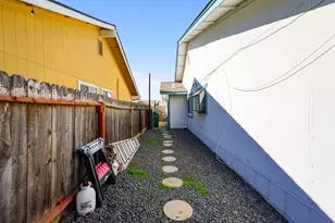 1652 Chaparral Ct, Atwater, CA 95301 - Photo 20