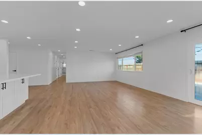 6821 Silverthorne Circle, Sacramento, CA 95842 - Photo 8