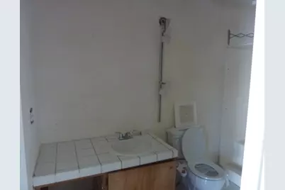 1927 Montauban Court, Stockton, CA 95210 - Photo 8