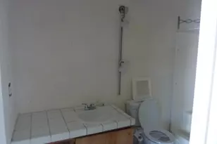 1927 Montauban Ct, Stockton, CA 95210 - Photo 8