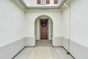 10398 Costa Nova Cir, Elk Grove, CA 95757 - Photo 8