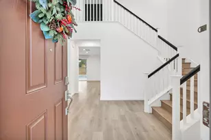 10398 Costa Nova Cir, Elk Grove, CA 95757 - Photo 2