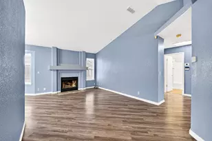 208 Shady Valley Ct, Rio Linda, CA 95673 - Photo 4