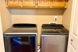 8100 Auberry Drive, Sacramento, CA 95828 - Photo 6