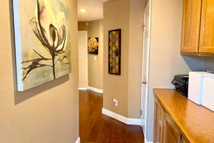 8100 Auberry Drive, Sacramento, CA 95828 - Photo 20