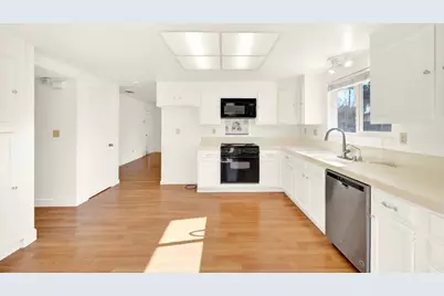 2 Clover Court, Woodland, CA 95695 - Photo 22