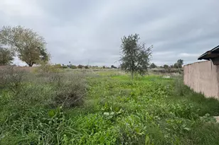 309 W Q St, Rio Linda, CA 95673 - Photo 18