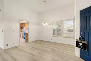 135 River Chase Cir, Sacramento, CA 95864 - Photo 16