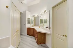 135 River Chase Cir, Sacramento, CA 95864 - Photo 36